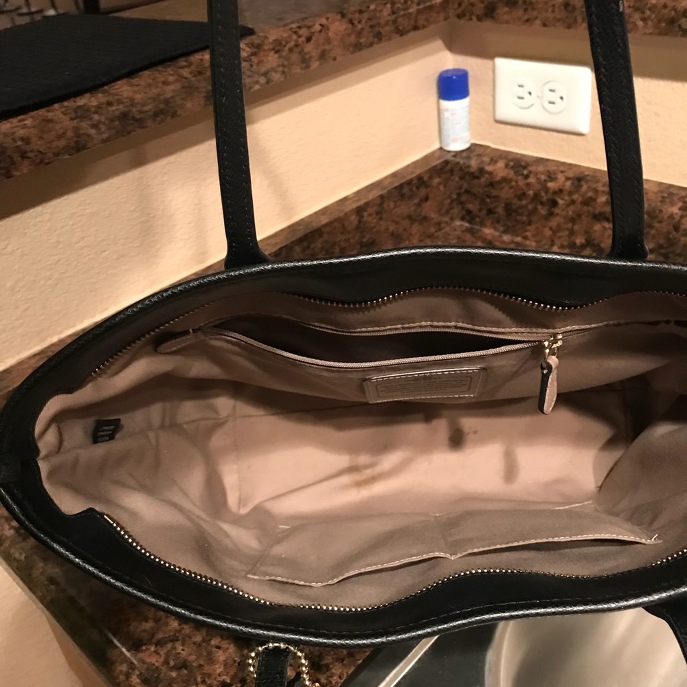 Coach Handbag - Picture 4 of 4